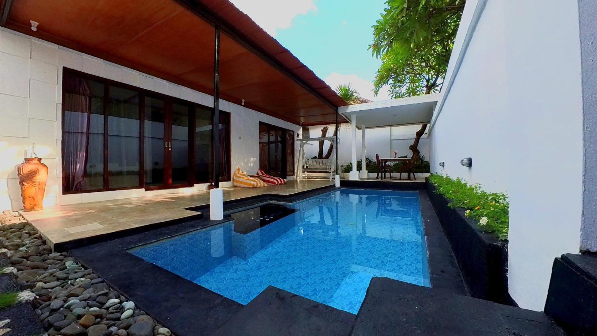 סמיניאק One Bedroom Private Villa Kuta מראה חיצוני תמונה