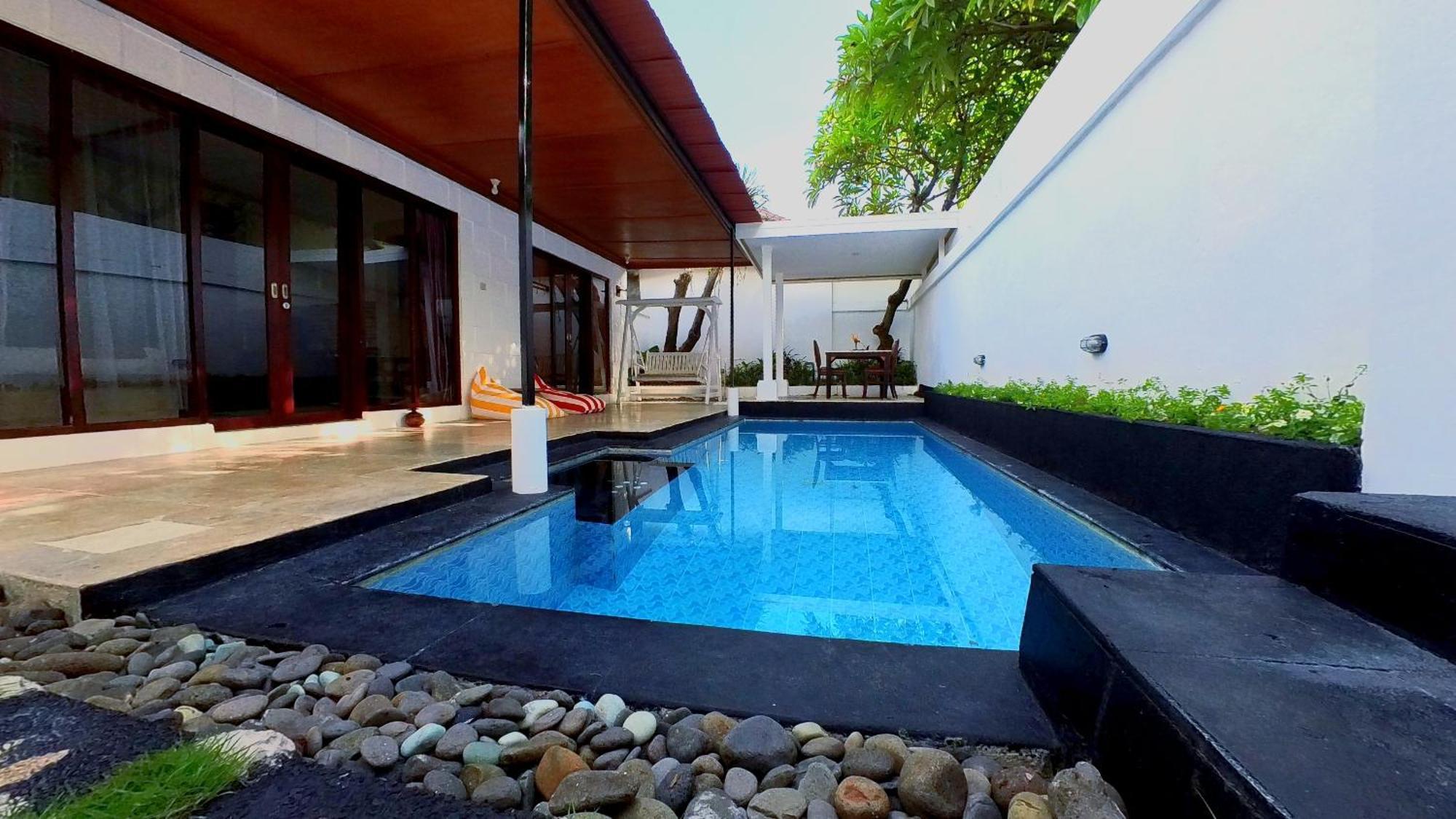 סמיניאק One Bedroom Private Villa Kuta מראה חיצוני תמונה