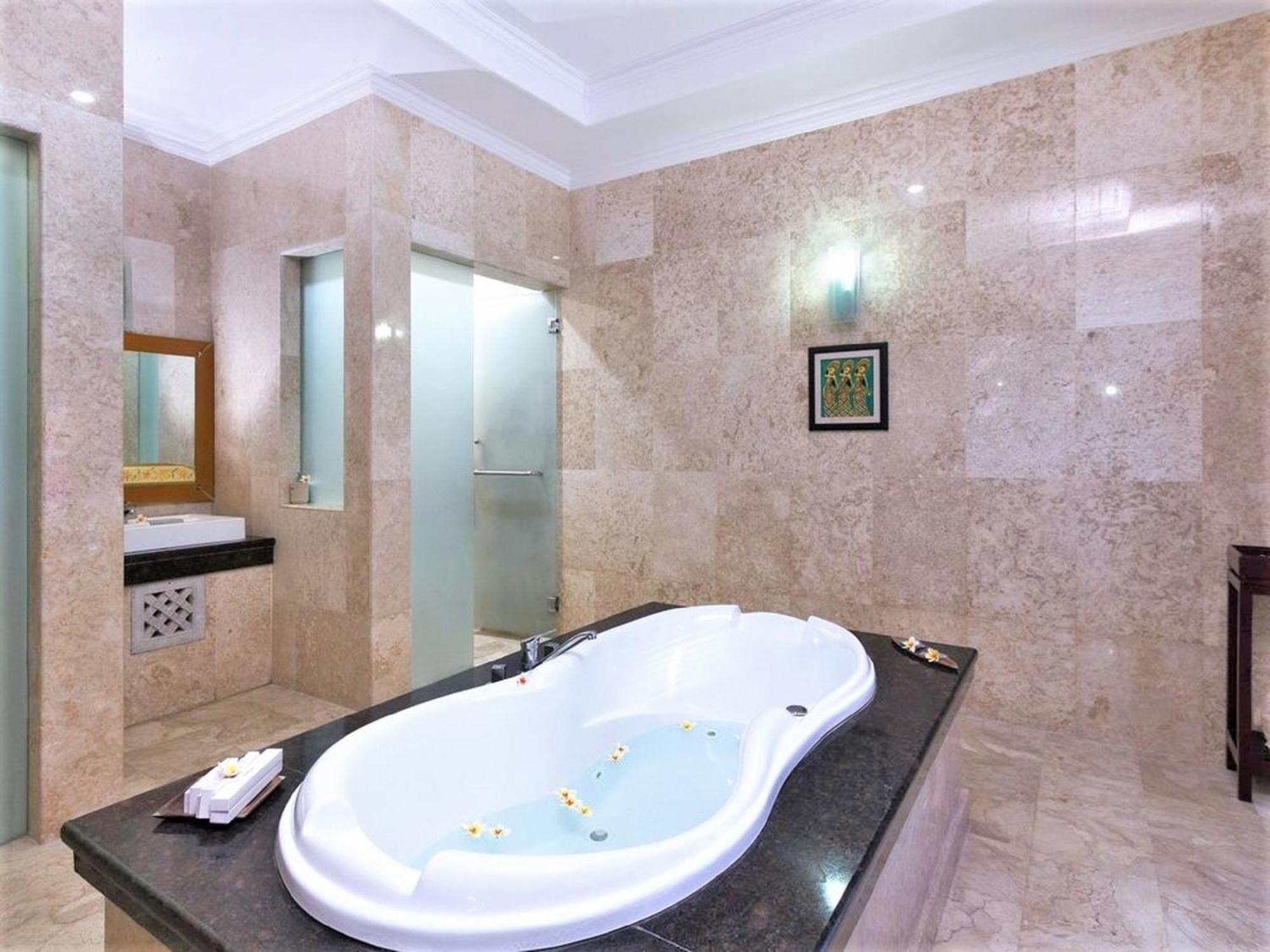 סמיניאק One Bedroom Private Villa Kuta מראה חיצוני תמונה