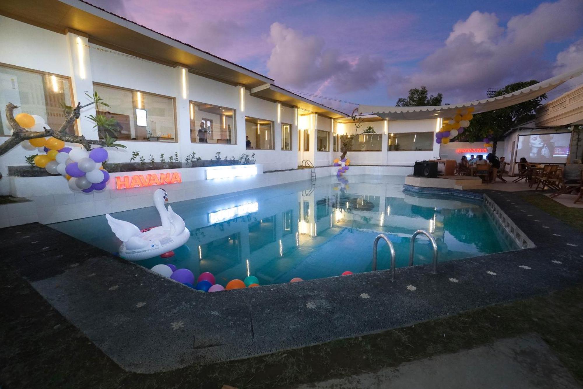 סמיניאק One Bedroom Private Villa Kuta מראה חיצוני תמונה